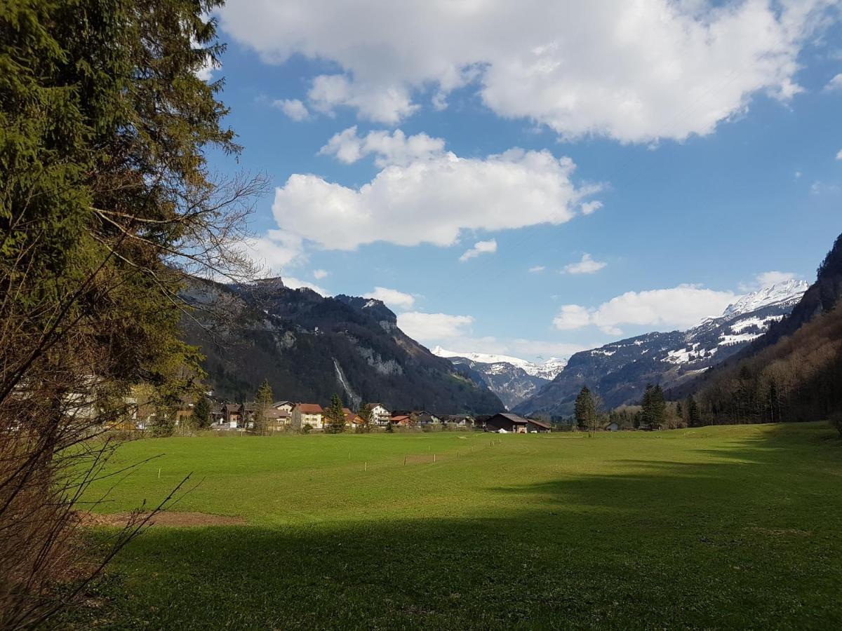 Ferienwohnung Bally Brunnen Luaran gambar